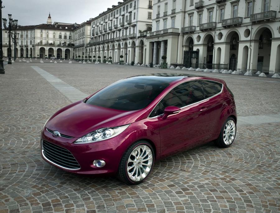  Ford Verve Concept 2007 года  (фото 27 из 37)